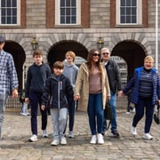 Dublin: Family Photoshoot with Edited Photos
