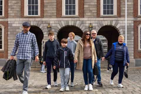 Dublin: Family Photoshoot with Edited Photos - Image 3