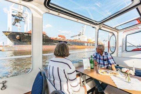 Hamburgo: crucero por el puerto con vino y quesoHamburgo: crucero romántico por el puerto con vino y queso