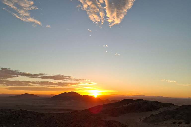 Swakopmund: Namib Desert Sunrise, Seals & Sandwich Harbour