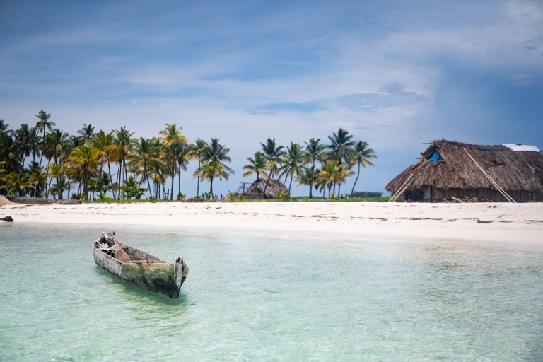 From Panama city: Private Day tour to San Blas Islands