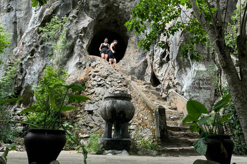 Excursão turística de meio dia à cidade de Da Nang em motaPasseio de mota