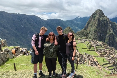 Excursión de 2 días a Machu Picchu en tren