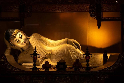 Shanghai: Jade Buddha Temple, Tian’an Qianshu & M50 Tour