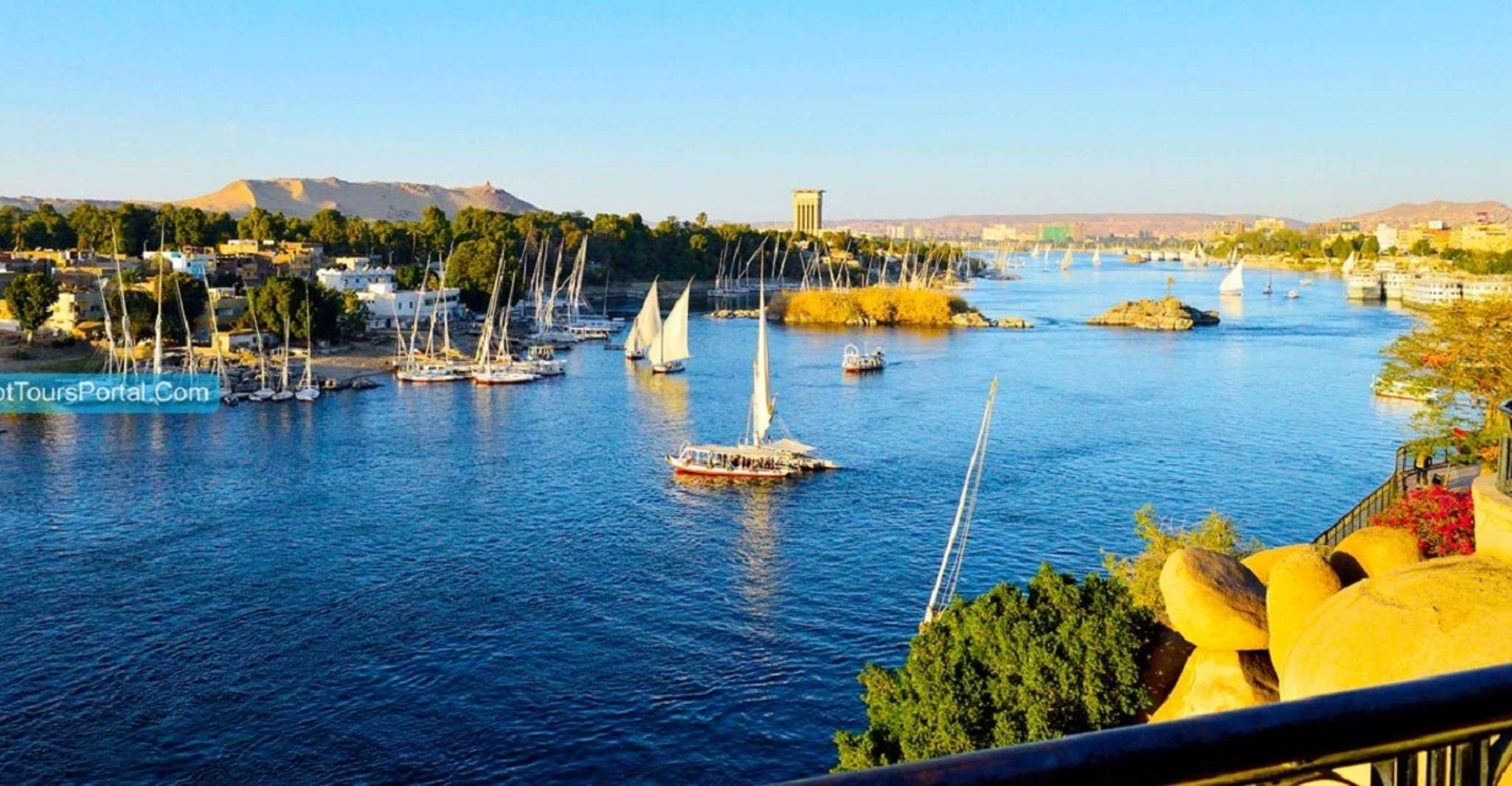 Aswan, Felucca Ride on The Nile River with a Egyptian Meal - Hizvo