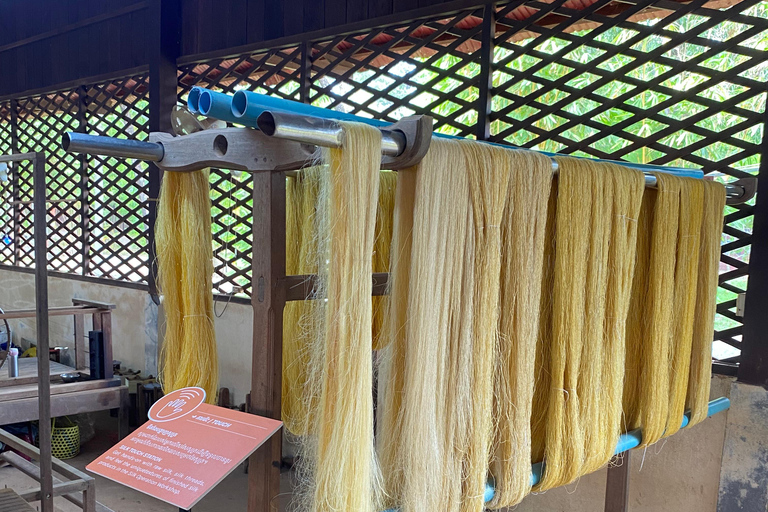 Siem Reap: Silk Farm & Killing Fields TukTuk Tour