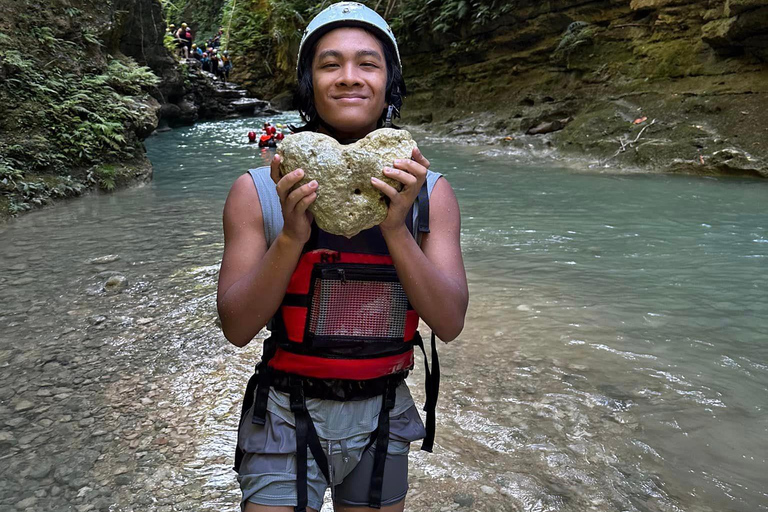 Cebu: Kawasan Falls Canyoneering Abenteuer mit Transfers