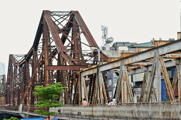 Depuis Ha Noi - Visite privée d'une journée avec voitureDepuis Ha Noi, visite privée de la ville en voiture avec guide touristique