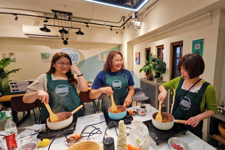 Tajpej: Wycieczka po targu Dadaocheng i tajwańska lekcja gotowania