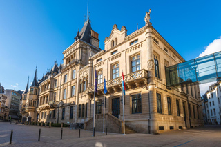 Luxembourg: Power, Palaces & Royal Secrets Walking Tour