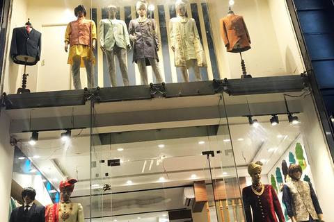 Jaipur: Wedding Outfit Shopping Tour with Local Guy Tour by Tuk-Tuk