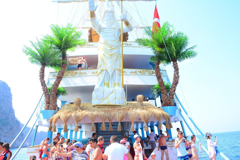 Yate Side Harem Maldiv: Tour en barco de lujo&quot;.