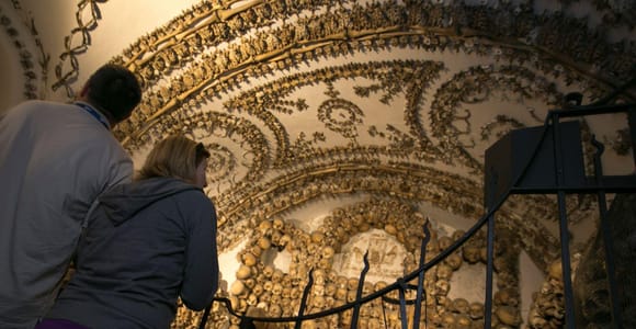 Rome: Capuchin Crypts Guided Tour with Skip-the-Line Entry