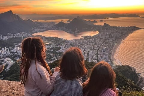 Rio de Janeiro: Two Brothers Sunrise and Sunset Hike Vidigal