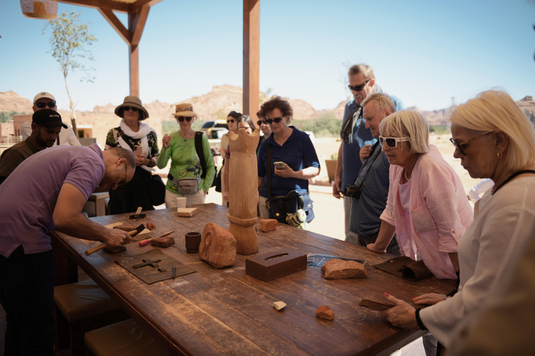 Tour di un giorno a Hegra e DadanTour culturale di un giorno a Hegra e Dadan