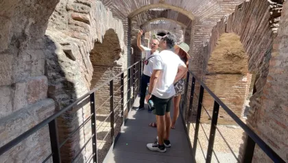 Rom: Geführte Tour durch das Kolosseum mit Unterführung und Arena