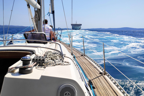 Split: Half Day Sailing Tour with Swim Stop, Snacks and Wine