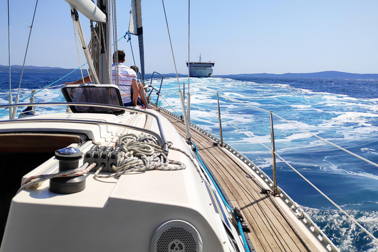 Split: Half Day Sailing Tour with Swim Stop, Snacks and Wine