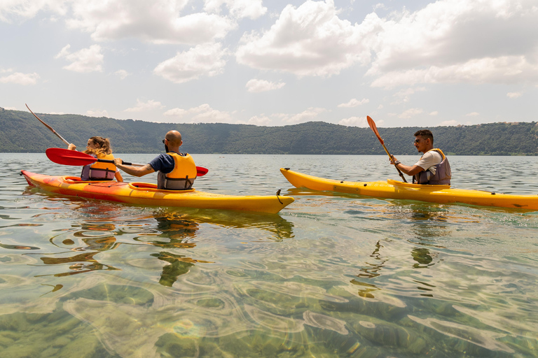 Desde Roma: tour en kayak y lago para nadar en Castel GandolfoRoma: Castel Gandolfo Kayak y lago de natación