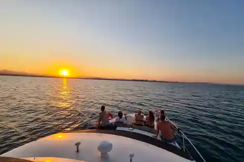 VIP-kryssning i solnedgången från Ayia Napa
