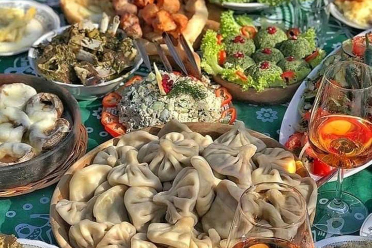 Tbilisi: Traditional Georgian Food Tour With 20 Tasting