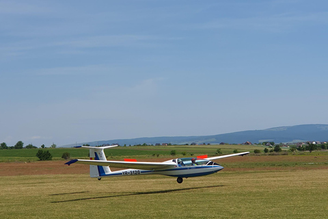 Brasov: Experiencia de vuelo en planeador en el aeródromo de Sanpetru