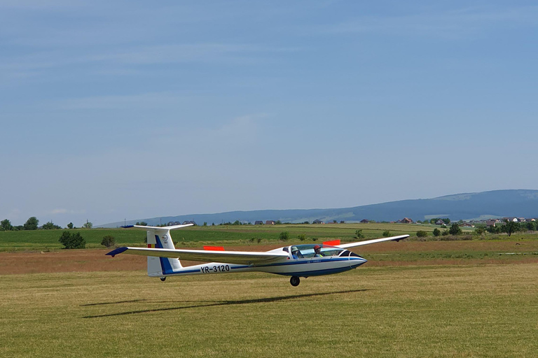 Brasov: Experiencia de vuelo en planeador en el aeródromo de Sanpetru