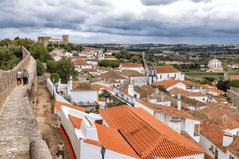 From Lisbon: Nazare Big Waves and Óbidos Day Trip Mundial EN