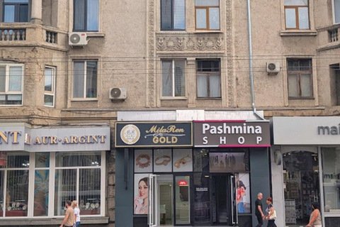 Chisinau: Private City Walking/shopping Tour