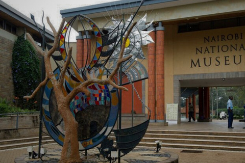 Nairobi: Kibera Slum & National Museum Private Tour 3 plus crew