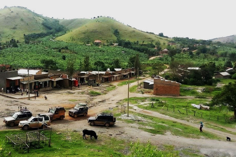 WILD MAVERICK -UGANDA LAND ROVER ESCAPADAS | over-lander