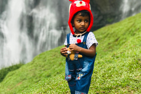 Ella: Bomburu Ella Waterfall & Porawagala View Point Tour