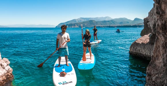 Sorrento: SUP Paddleboard Tour zu Bagni Regina Giovanna