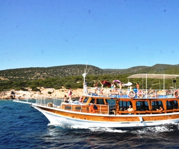 Bodrum Boat Tour with Lunch: Beaches and Islands