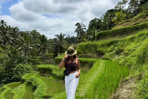 East Bali Group tour: Gate of Heaven, Tirta Gangga & Ubud
