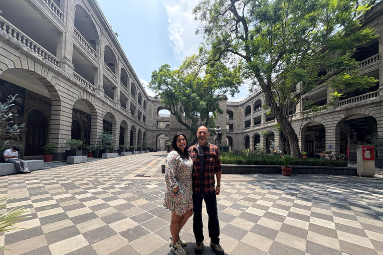 Mexico : visite guidée à pied des fresques murales de Diego Rivera