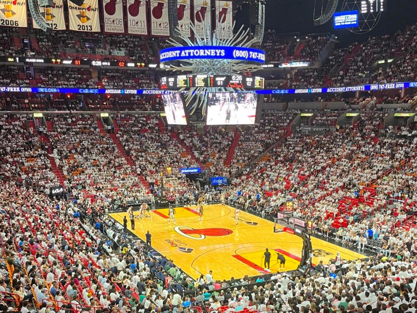 Miami: ingresso para jogo de basquete do Miami Heat no Kaseya Center
