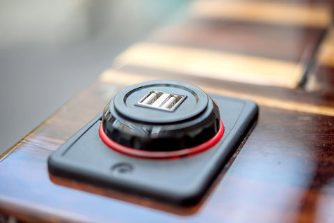 Bangkok : visite en bus à impériale avec repas Michelin et 20 sites emblématiquesMenu halal (déjeuner, dîner, soirée)