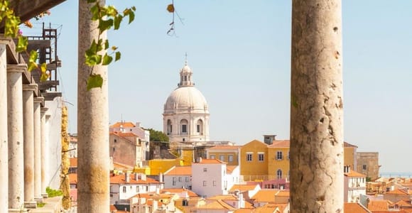 Lisbon: 1911 Vintage Tour in a Classic Vehicle