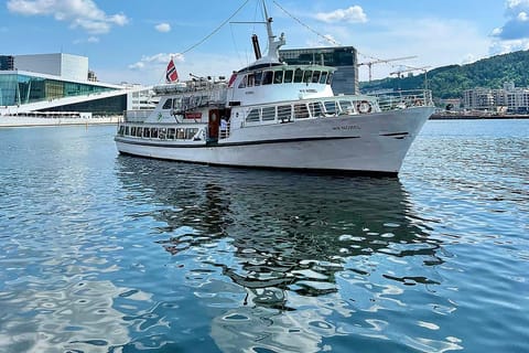 Oslo: Fjordkreuzfahrt mit Guide auf der M/S Nobel