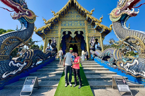 Chiangrai : Half Day Tour 3 Famous Temples / (Private tour)