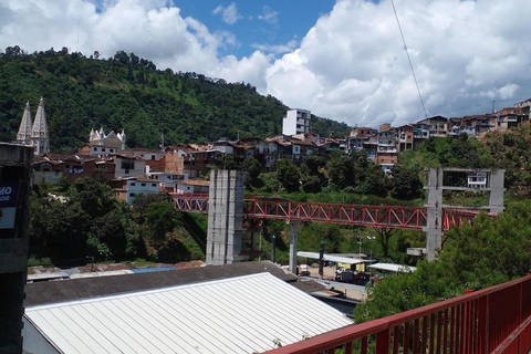 MEDELLIN : VISITE DES JARDINS + ANDES (VUE PANORAMIQUE) + ÉLEVAGE DE TRUITES