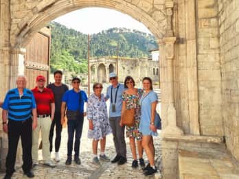 Da Tirana: Tour di un giorno a Berat