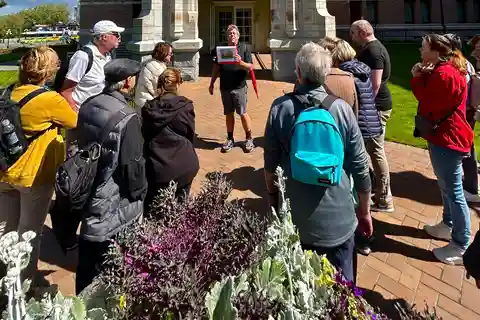Victoria: Excursão a pé com dicas sobre os destaques da cidade | 2,5 horas
