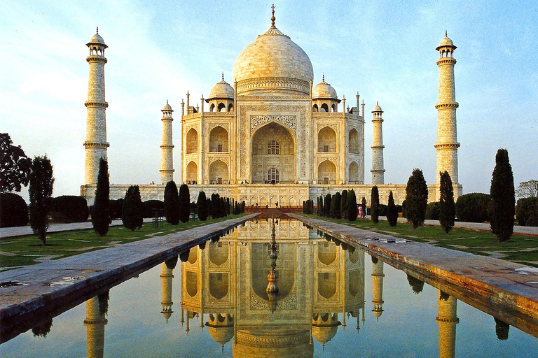 2-Day Agra Tour From Delhi W/ Sunrise & Sunset Tajmahal View Private Tour with Car, Driver, Tour Guide and 3-Star Hotel