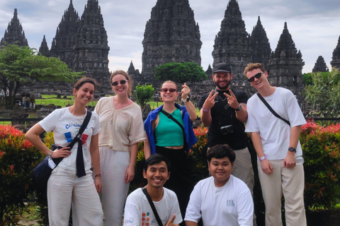 Yogyakarta: Borobudur, Prambanan Sunset & Merapi Lava View