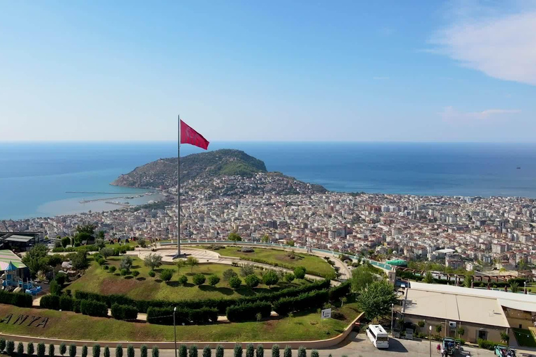 Alanya : Tour de ville avec téléphérique et grotte de Damlatas 3 en 1Alanya : Tour de ville standard