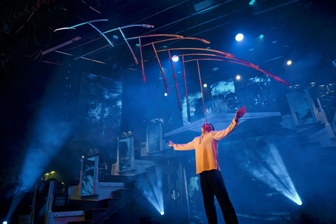 Berlin: “AHOI” – Swing * Dinner * Acrobatics – Variety Show Show & Dine - "Maritime Elegance" - Grilled sea bream fillet