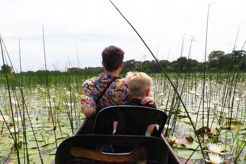 Maun: Okavango Delta Mahango Mokoro Tour with Local Guide