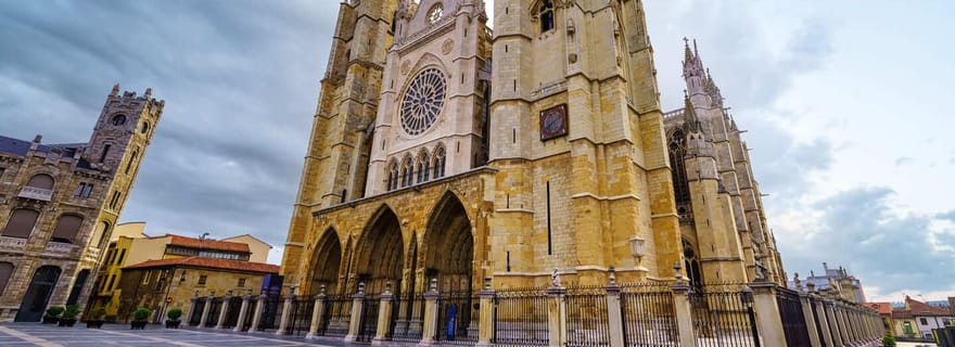 Bonjour León : visite privée de 2 heures avec un guide de la région